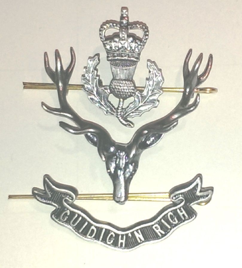Queen's Own Highlanders Staff Cap Badge